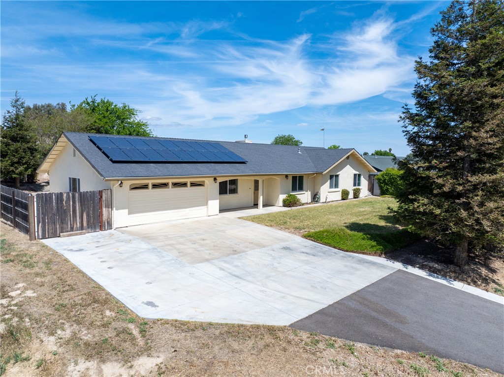 5575 Reindeer, Paso Robles, CA 93446