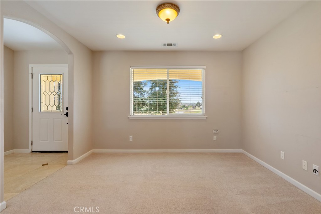 5575 Reindeer, Paso Robles, CA 93446
