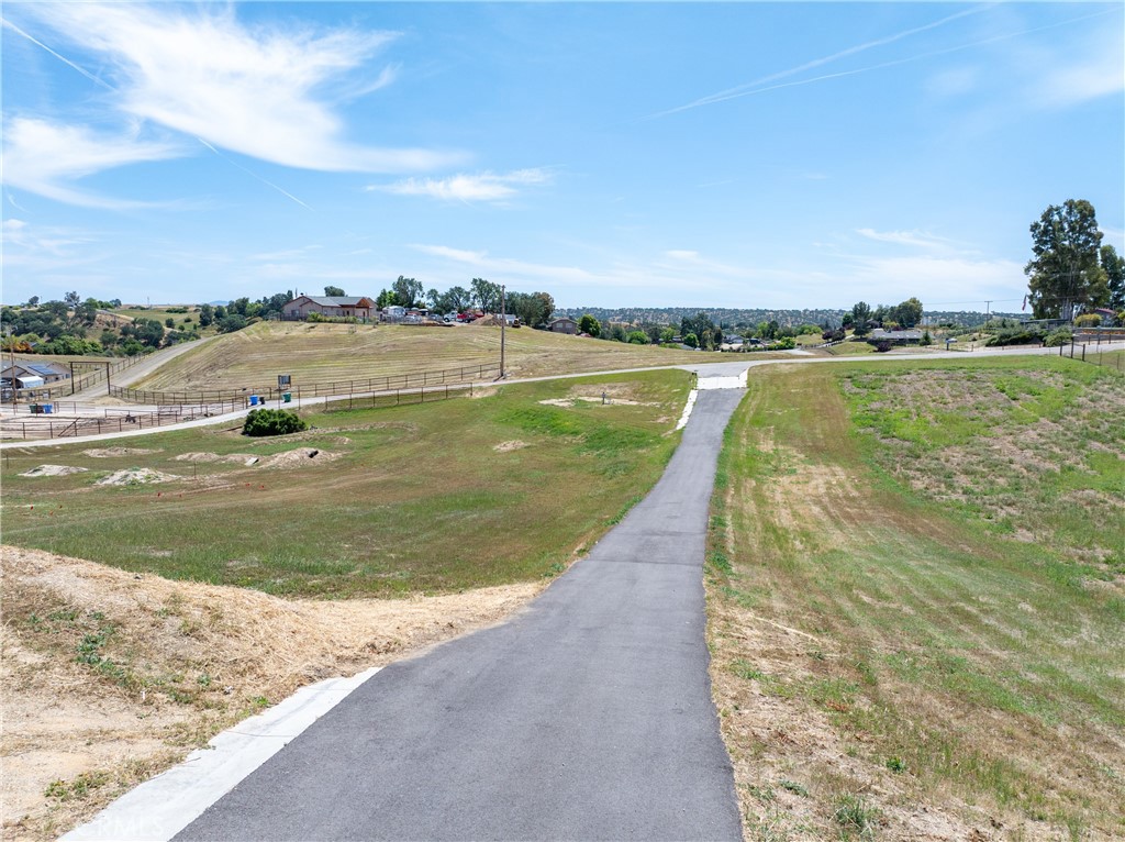 5575 Reindeer, Paso Robles, CA 93446