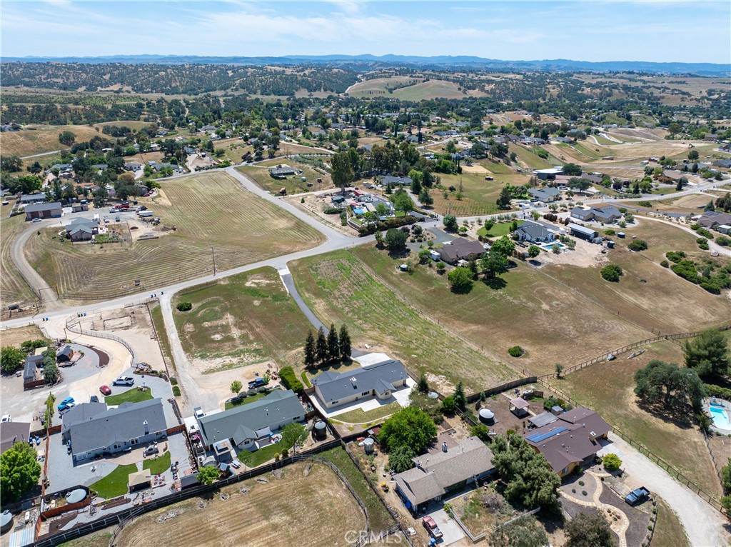 5575 Reindeer, Paso Robles, CA 93446