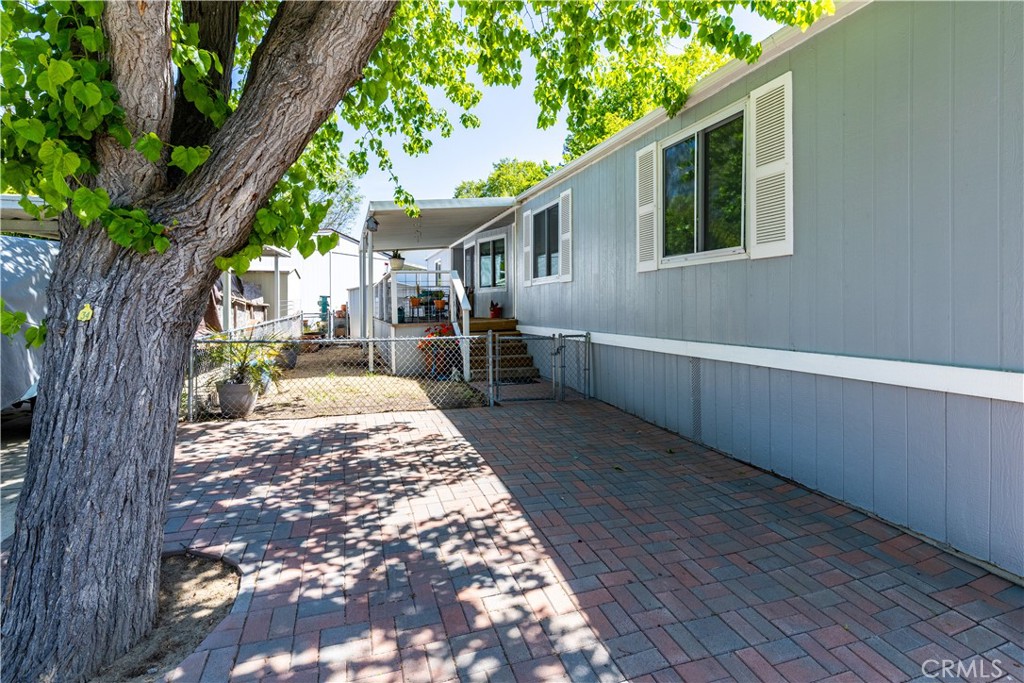 47 Laguna Way, Paso Robles, CA 93446