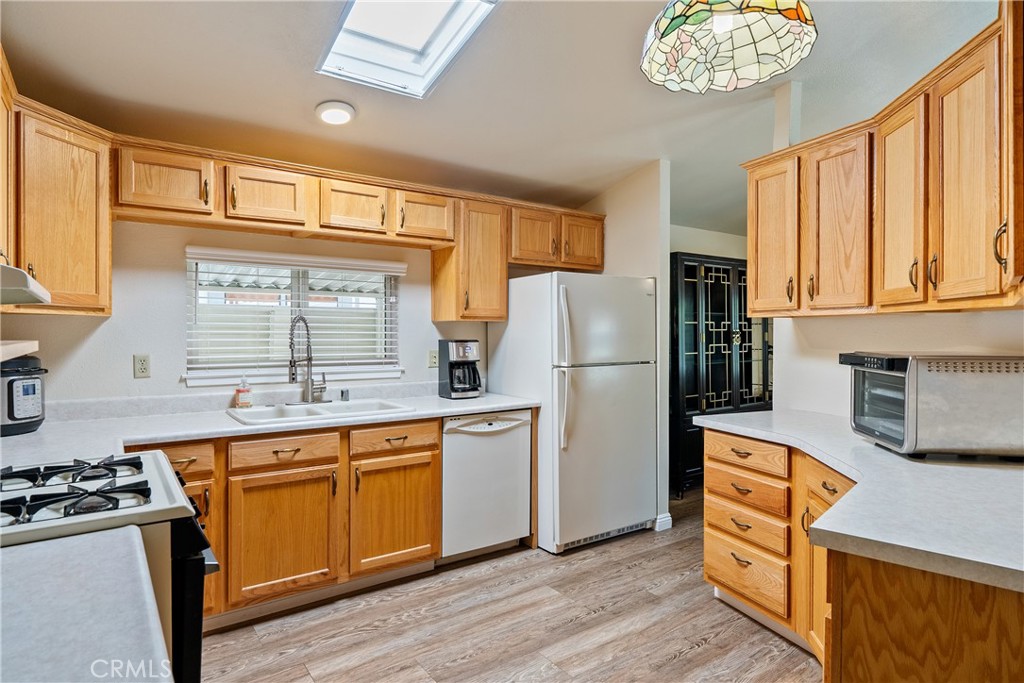 35 Via Santa Barbara, Paso Robles, CA 93446