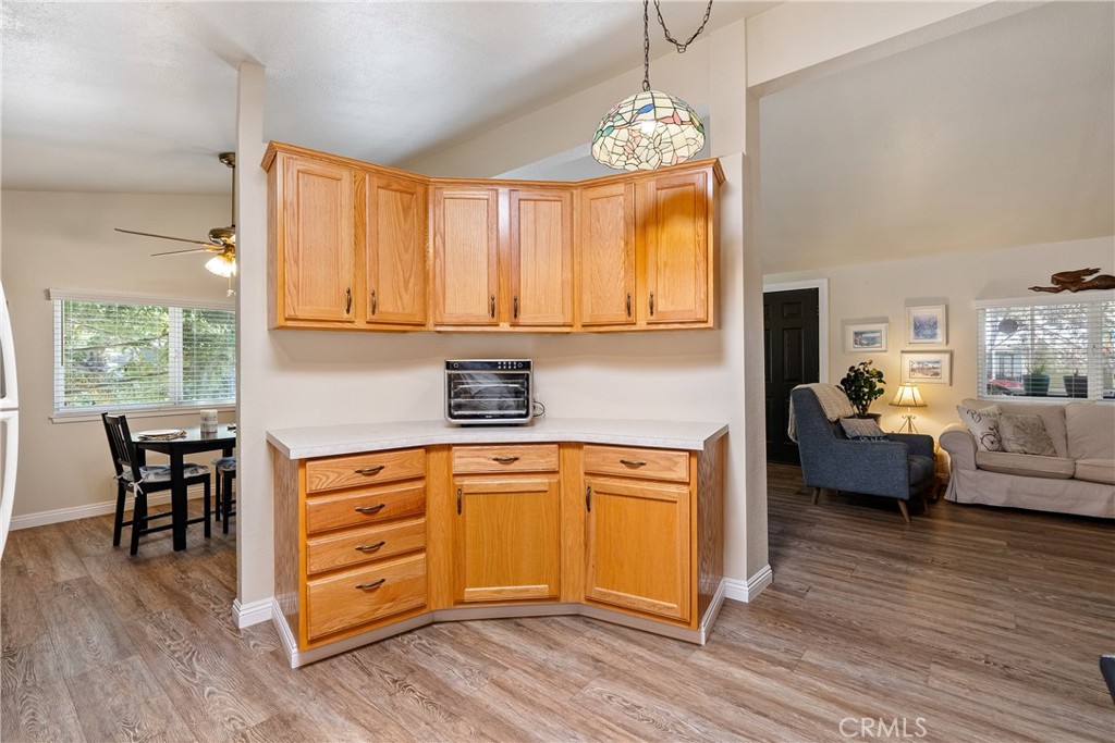 35 Via Santa Barbara, Paso Robles, CA 93446