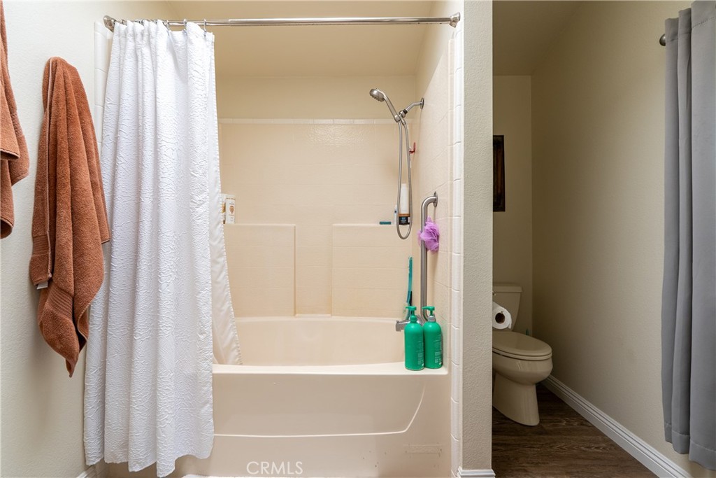 35 Via Santa Barbara, Paso Robles, CA 93446