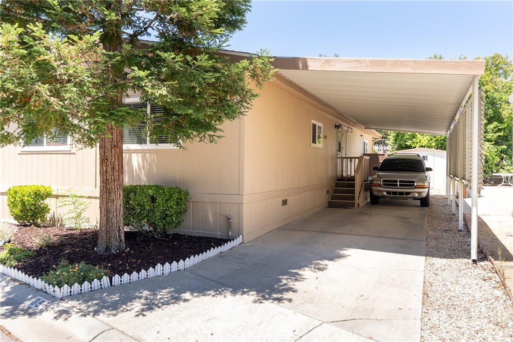 35 Via Santa Barbara, Paso Robles, CA 93446
