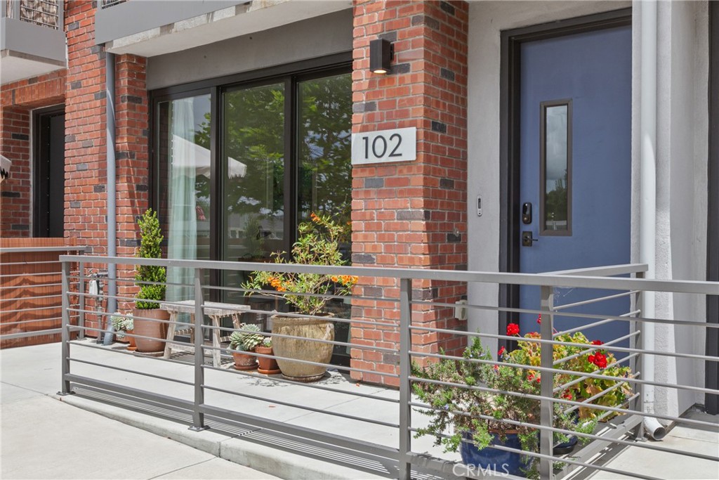 2460 Victoria #102, San Luis Obispo, CA 93401