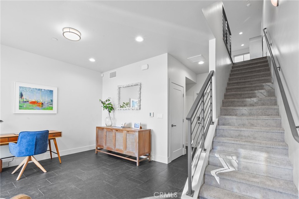 2460 Victoria #102, San Luis Obispo, CA 93401