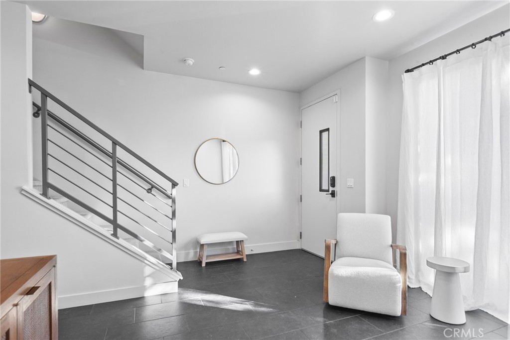 2460 Victoria #102, San Luis Obispo, CA 93401