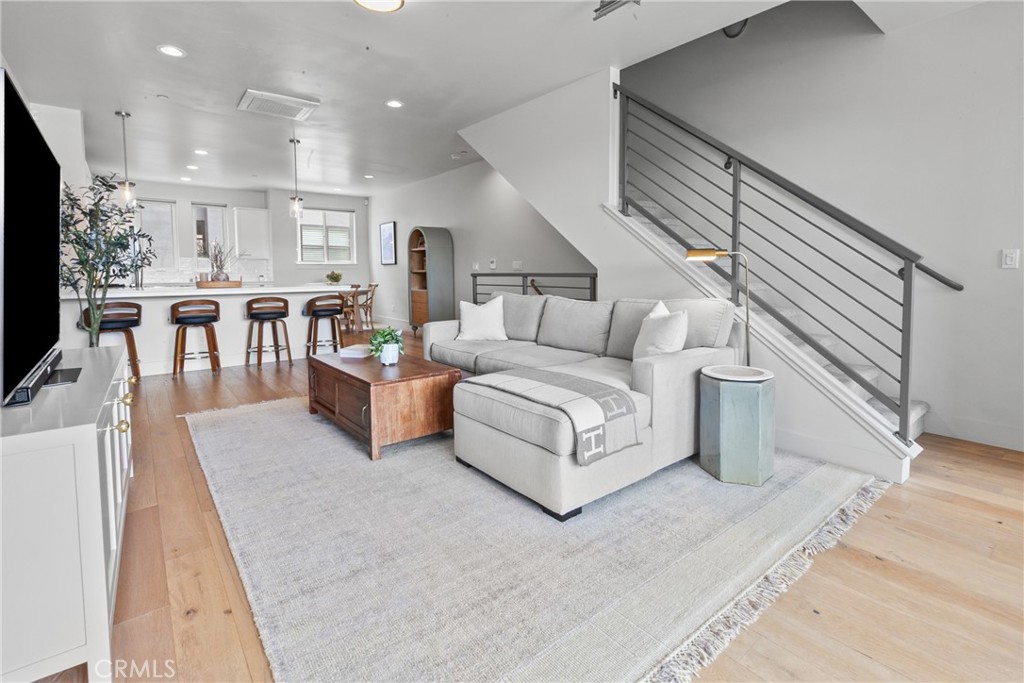 2460 Victoria #102, San Luis Obispo, CA 93401