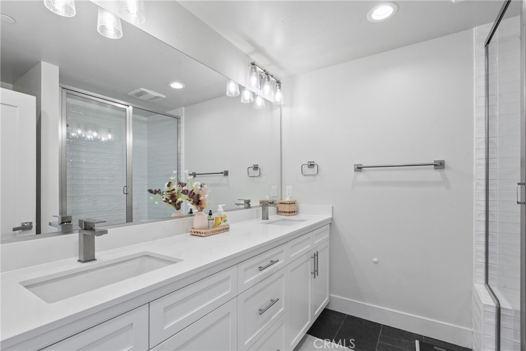 2460 Victoria #102, San Luis Obispo, CA 93401