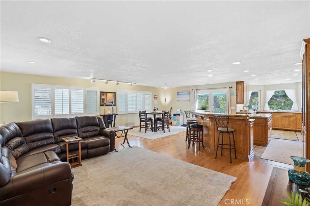 4860 Nogales, Atascadero, CA 93422