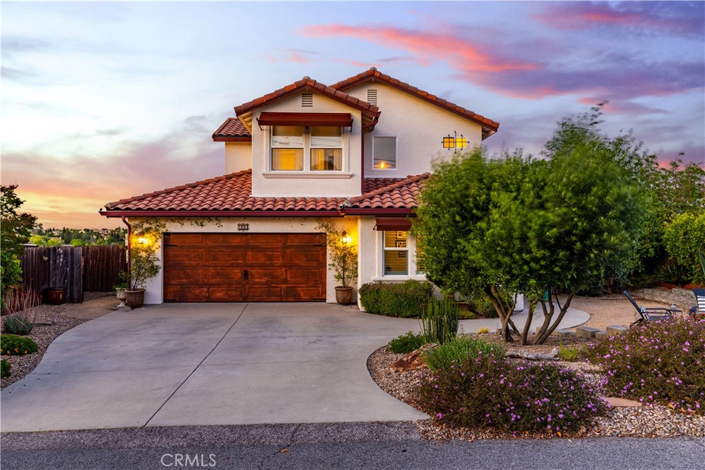 609 Shannon Hill Dr, Paso Robles, CA 93446