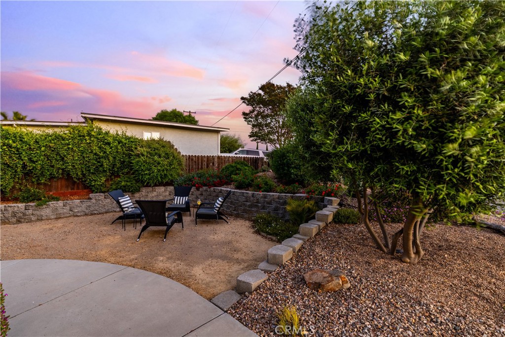 609 Shannon Hill Dr, Paso Robles, CA 93446