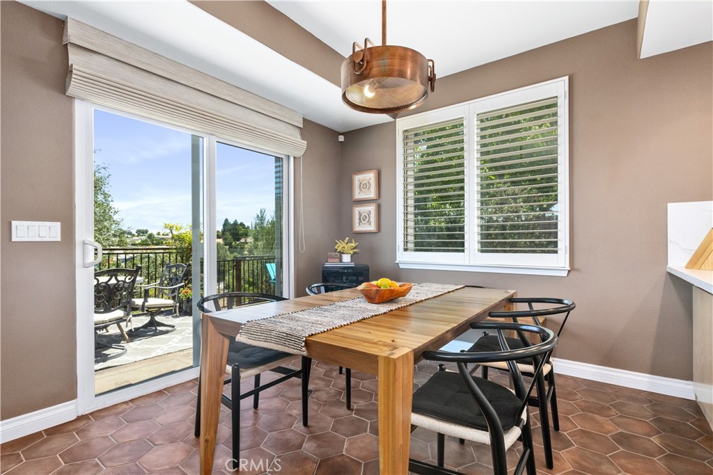 609 Shannon Hill Dr, Paso Robles, CA 93446