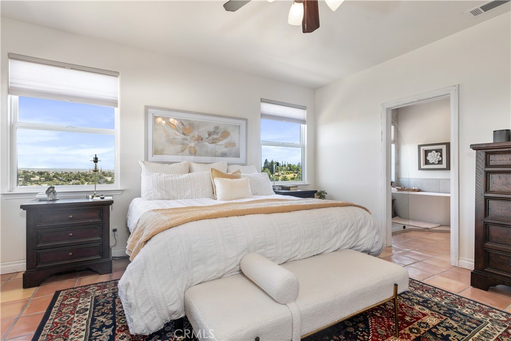 609 Shannon Hill Dr, Paso Robles, CA 93446