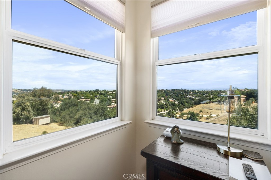 609 Shannon Hill Dr, Paso Robles, CA 93446