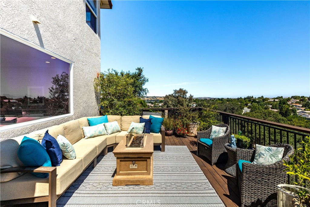 609 Shannon Hill Dr, Paso Robles, CA 93446