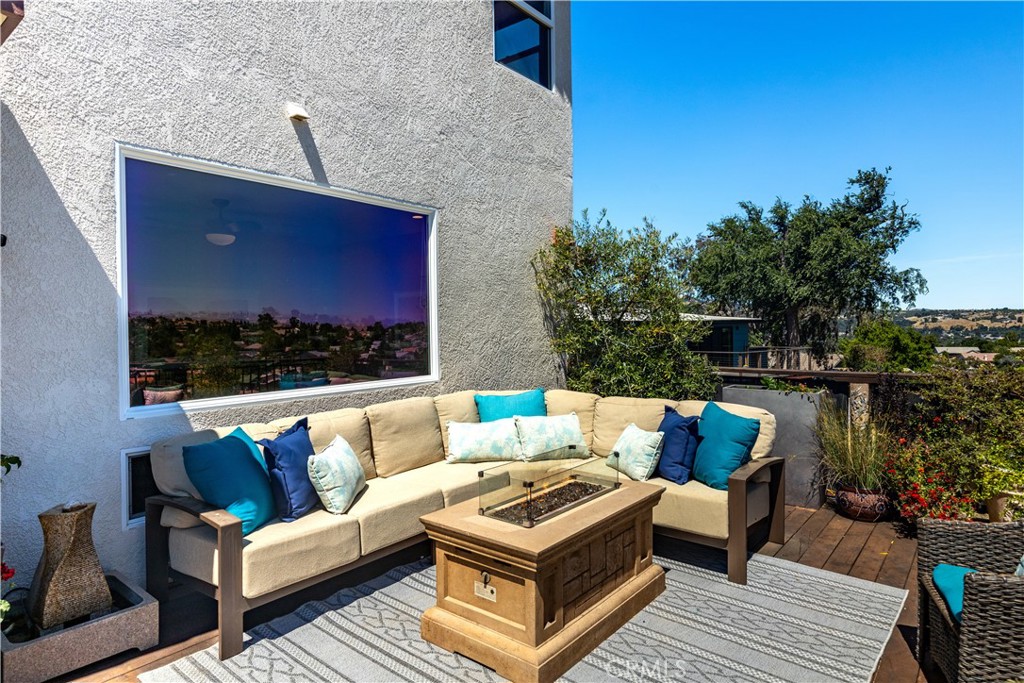 609 Shannon Hill Dr, Paso Robles, CA 93446