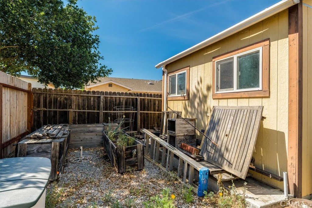 1032 Scott, Paso Robles, CA 93446