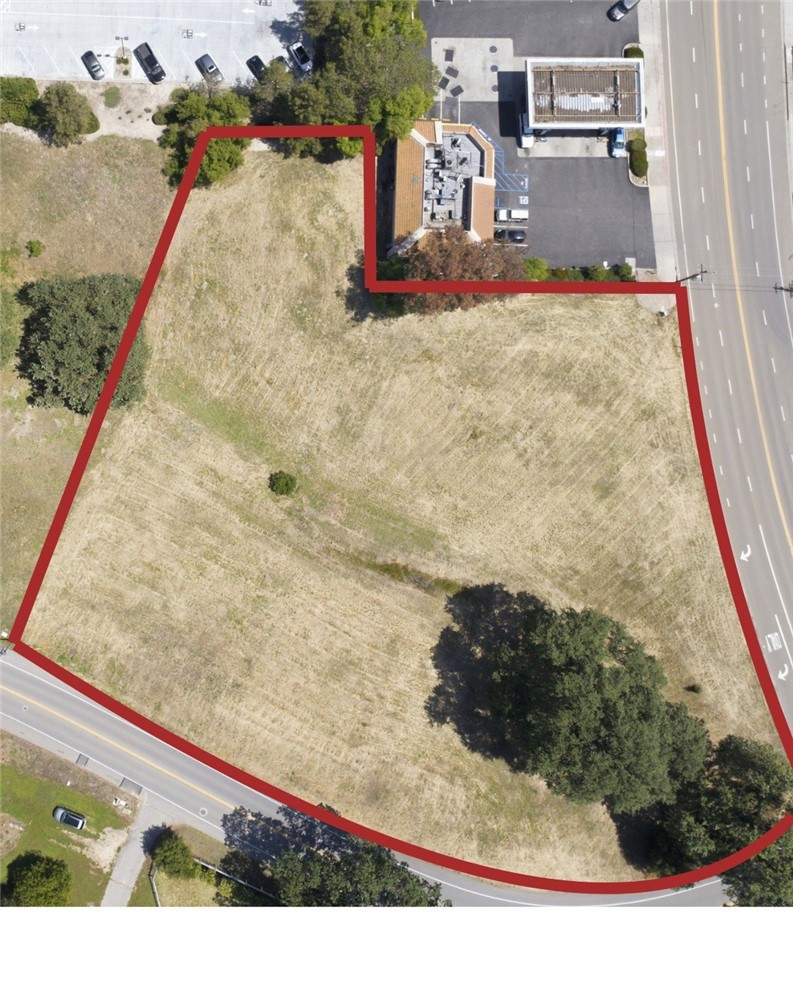 3975 Monterey, Atascadero, CA 93422