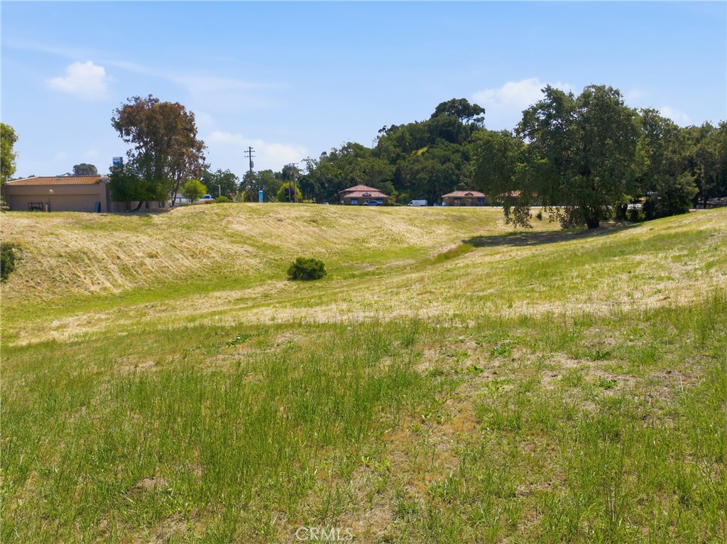 3975 Monterey, Atascadero, CA 93422