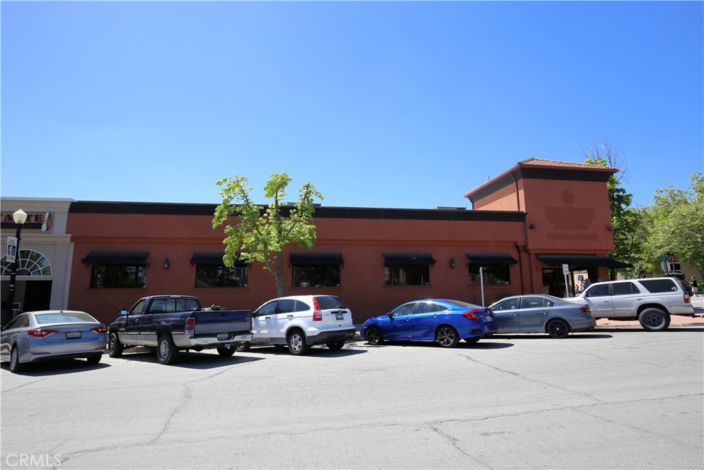 800 11th. Street, Paso Robles, CA 93446
