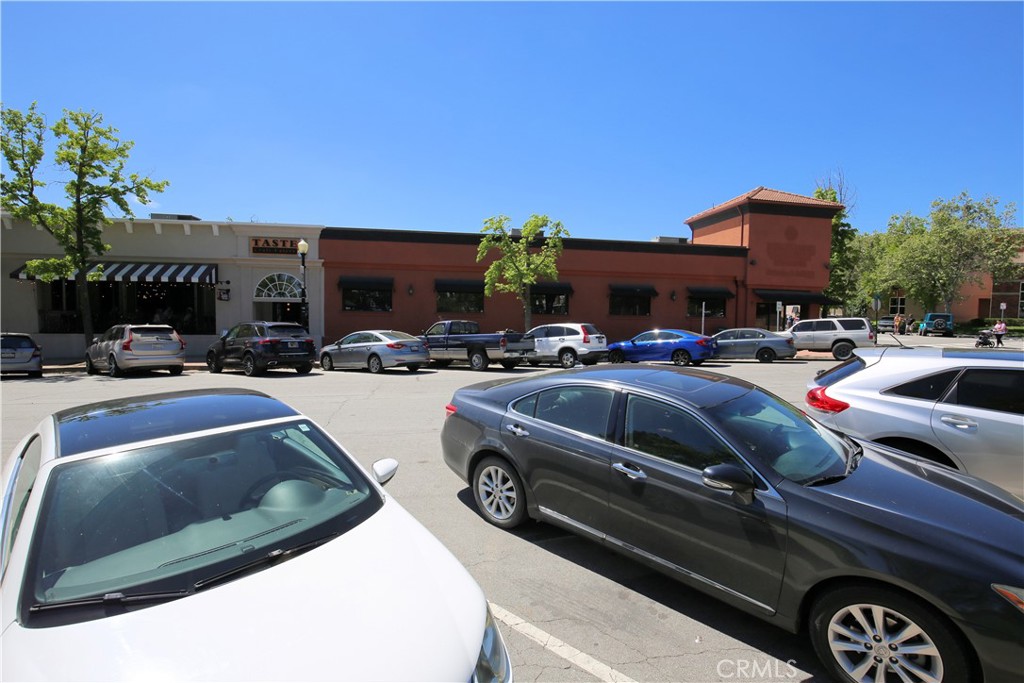 800 11th. Street, Paso Robles, CA 93446
