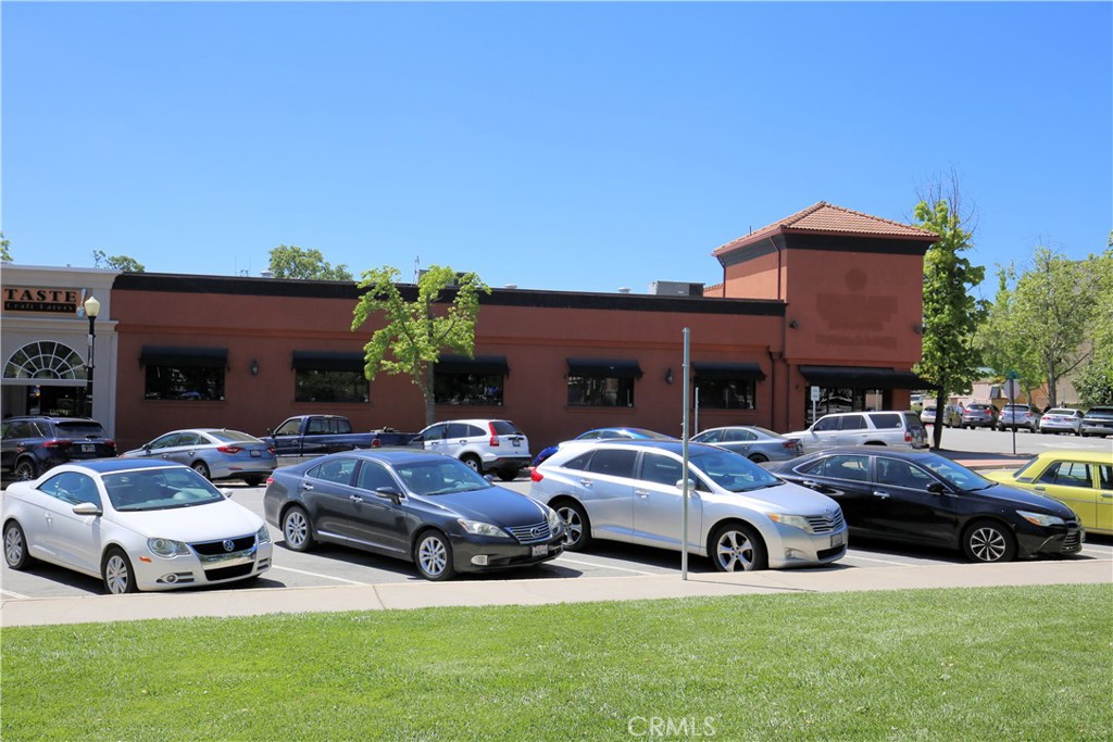 800 11th. Street, Paso Robles, CA 93446