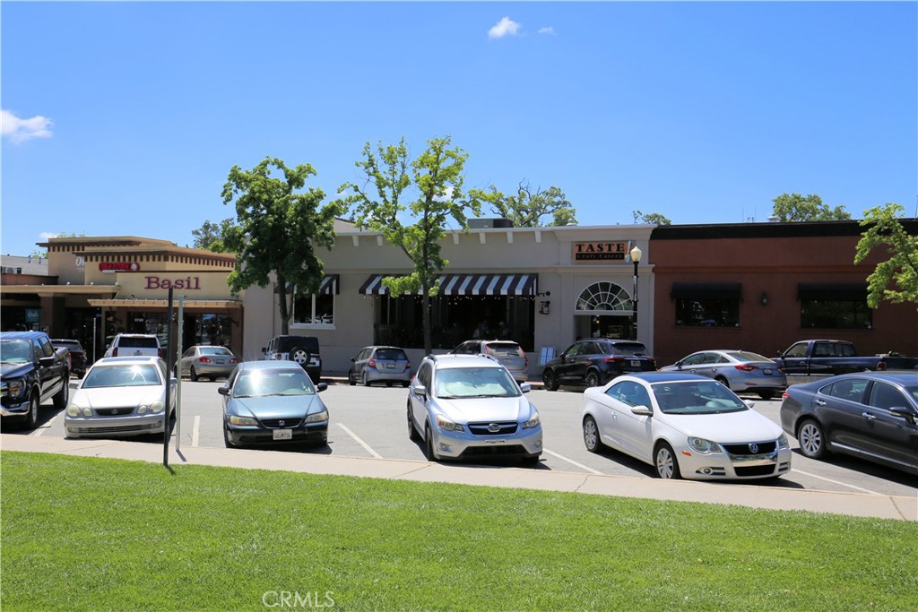 800 11th. Street, Paso Robles, CA 93446