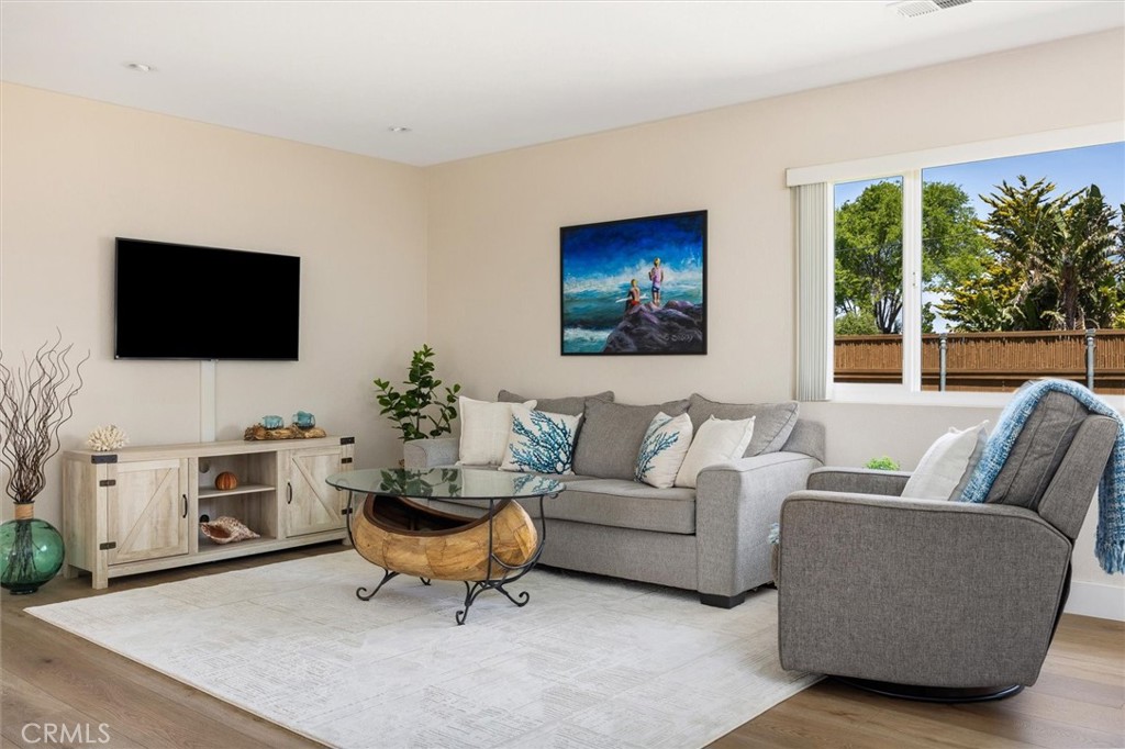 1099 Pismo Ave, Los Osos, CA 93402