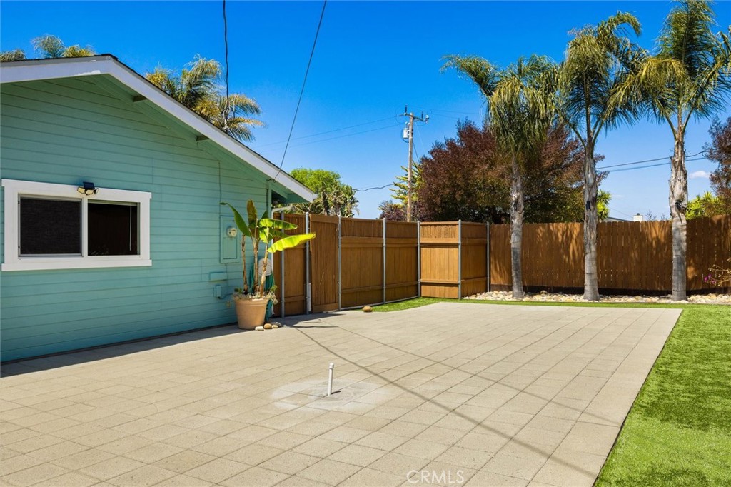 1099 Pismo Ave, Los Osos, CA 93402