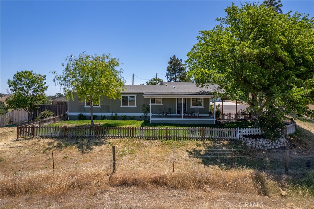 2880 Berry Patch Ln, Templeton, CA 93465