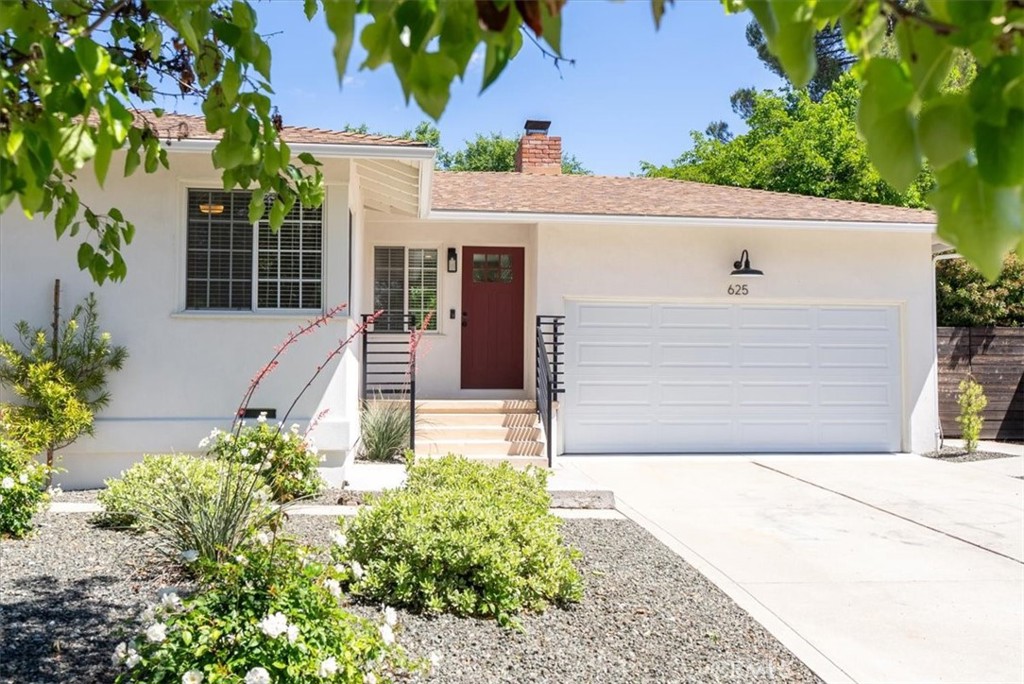 625 Moss, Paso Robles, CA 93446