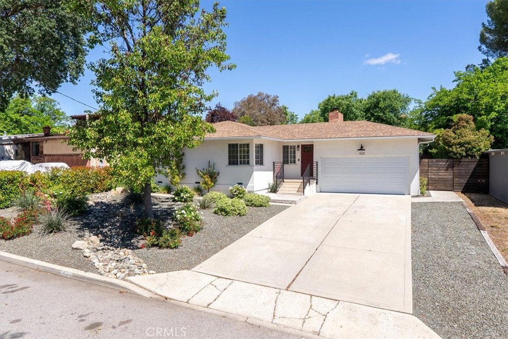 625 Moss, Paso Robles, CA 93446