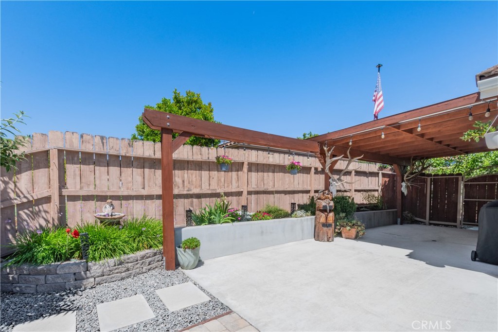 310 Oak Grove Ct, Paso Robles, CA 93446
