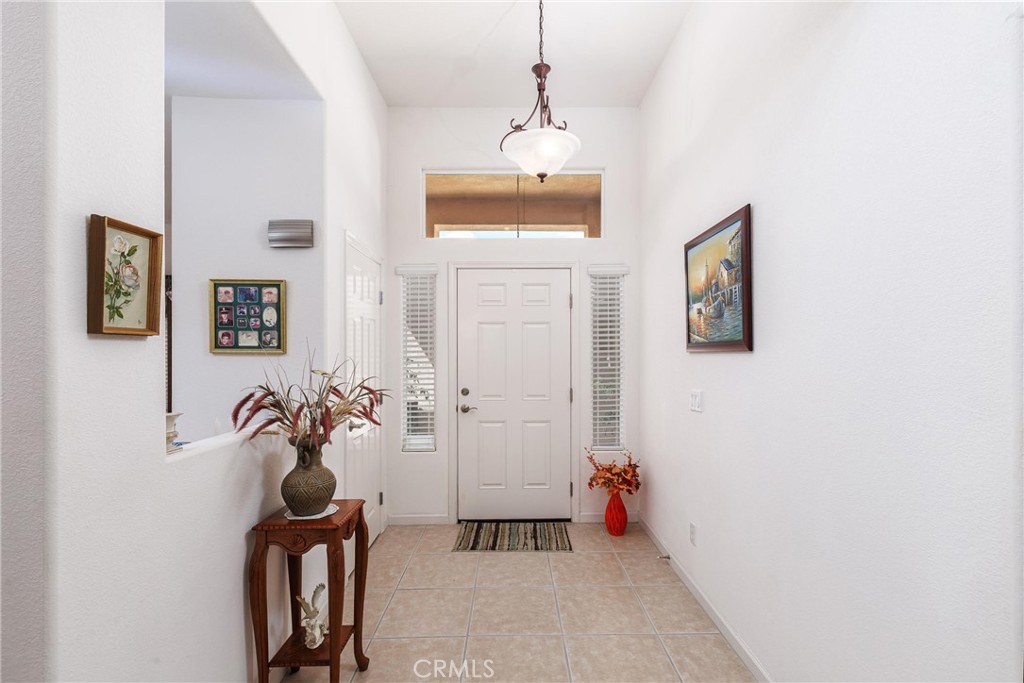 1411 Crown Way, Paso Robles, CA 93446