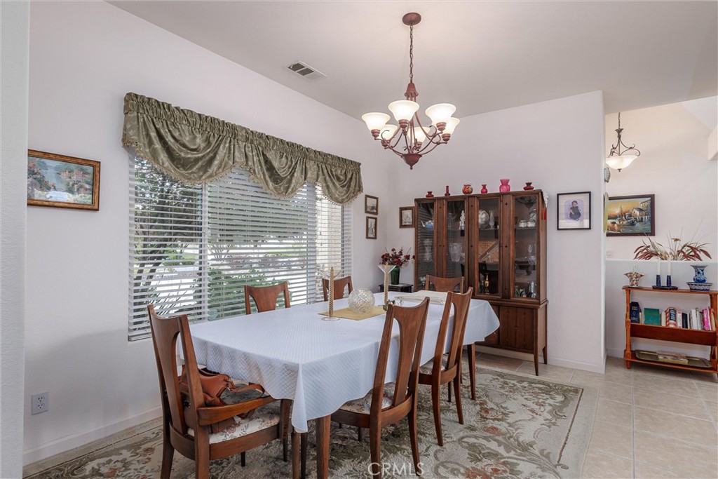 1411 Crown Way, Paso Robles, CA 93446