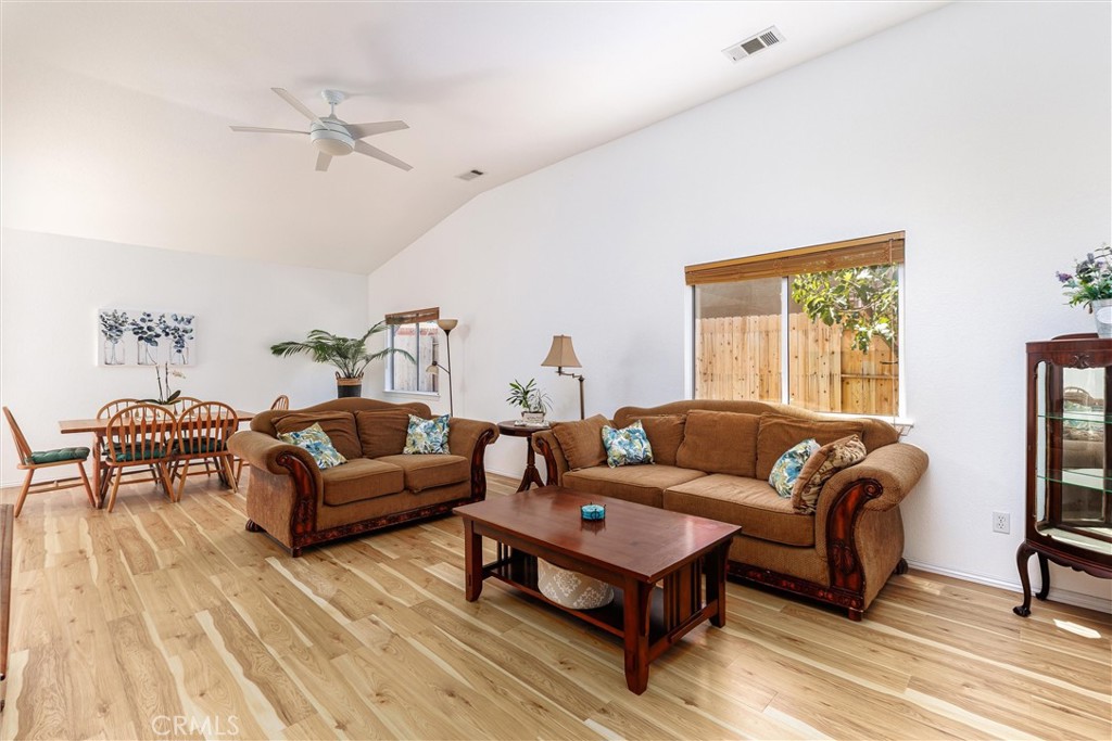 2457 Winding Brook Rd, Paso Robles, CA 93446