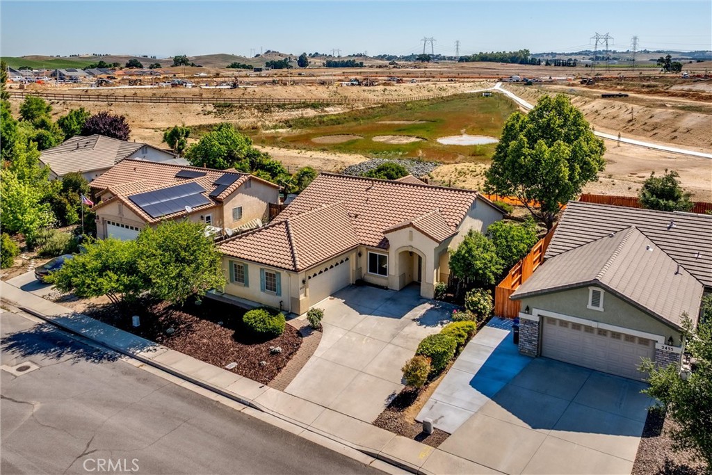 2457 Winding Brook Rd, Paso Robles, CA 93446
