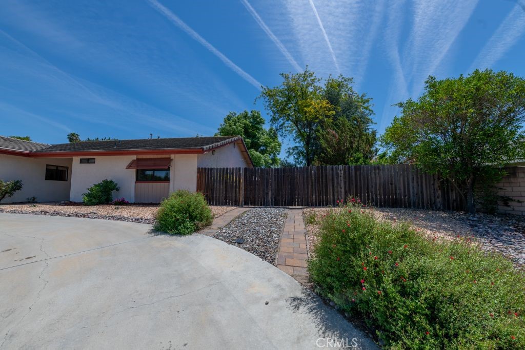 1634 Rambouillet, Paso Robles, CA 93446