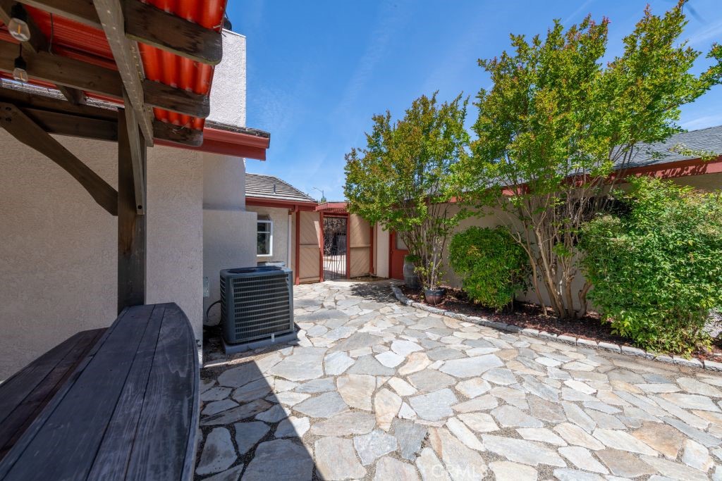 1634 Rambouillet, Paso Robles, CA 93446