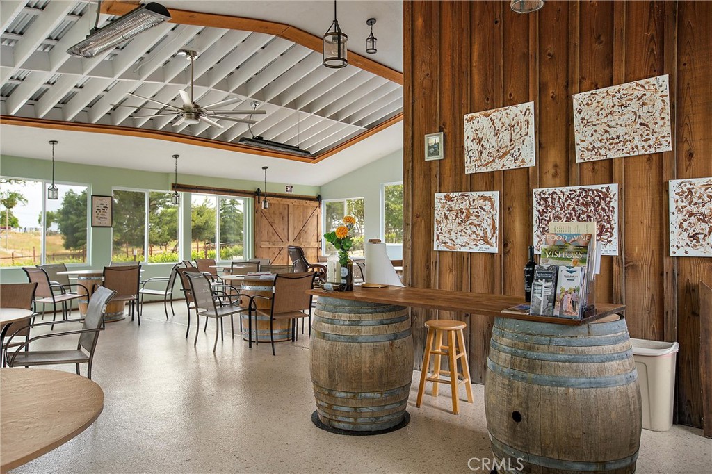 5575 El Pomar, Templeton, CA 93465