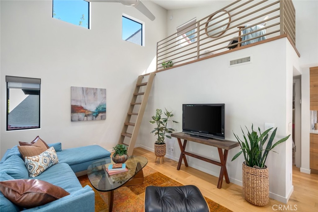 1257 Iris #4, San Luis Obispo, CA 93401