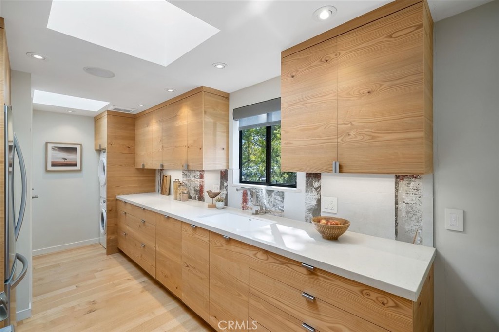 1257 Iris #4, San Luis Obispo, CA 93401