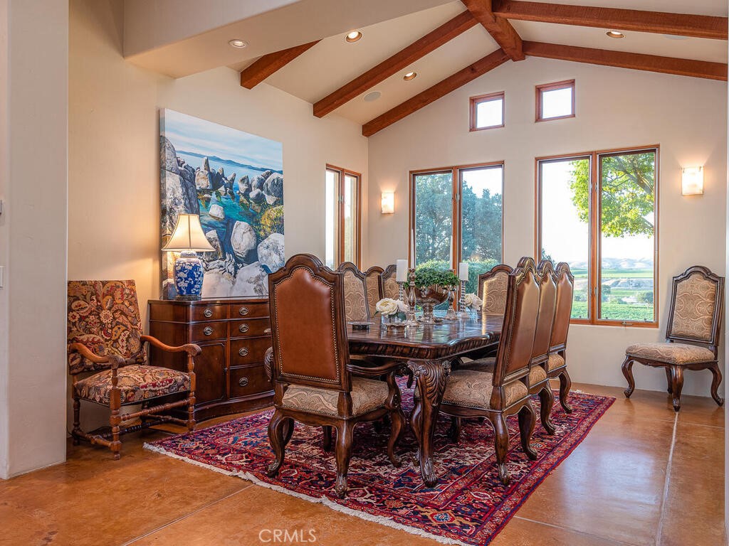 7790 Airport Rd, Paso Robles, CA 93446