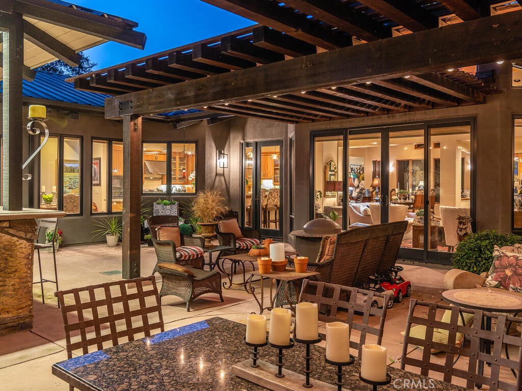 7790 Airport Rd, Paso Robles, CA 93446
