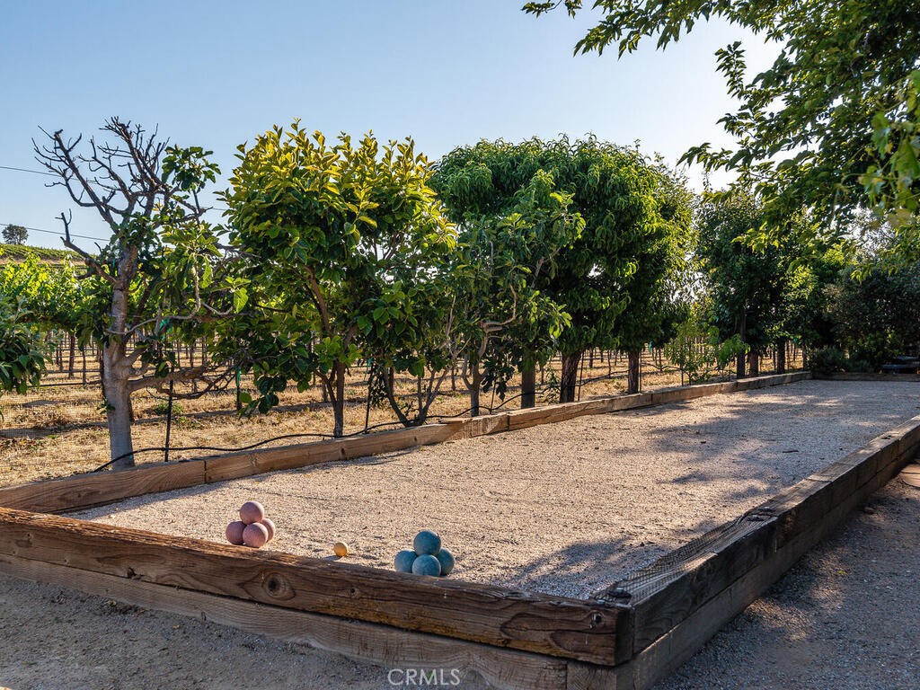 7790 Airport Rd, Paso Robles, CA 93446