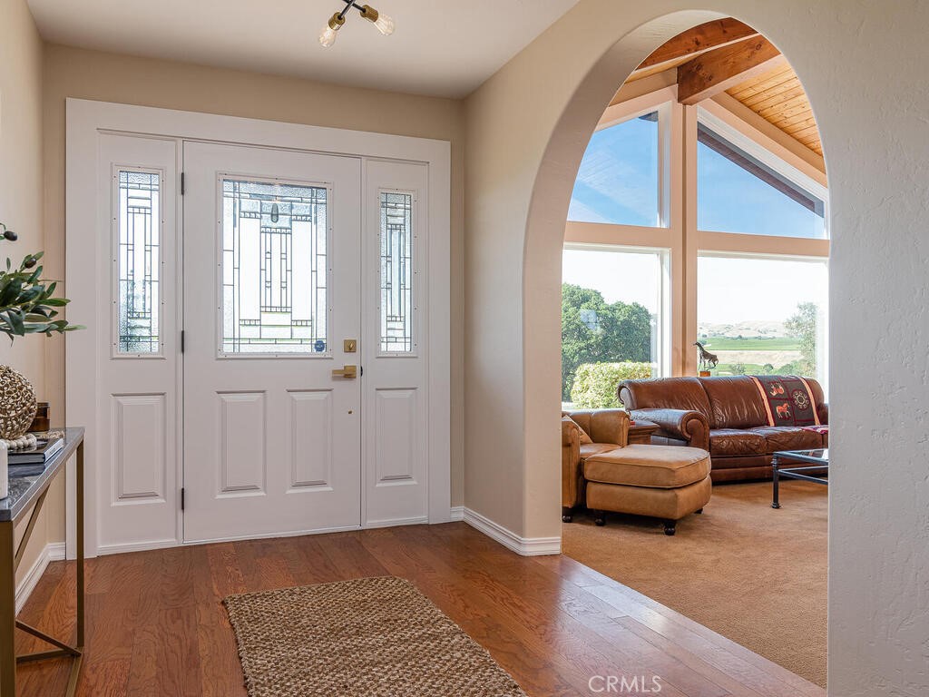 7790 Airport Rd, Paso Robles, CA 93446