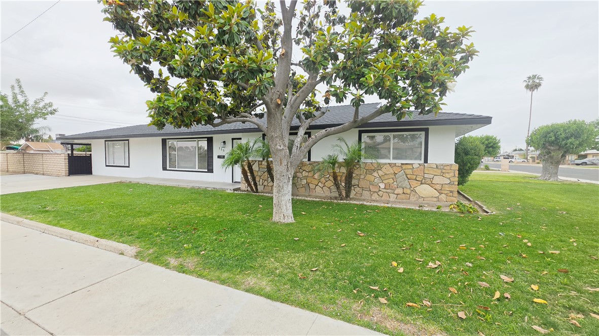 115 9th, Delano, CA 93215