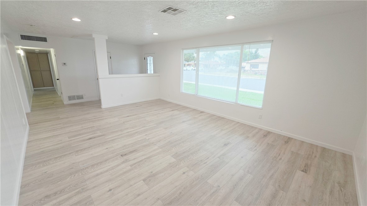 115 9th, Delano, CA 93215